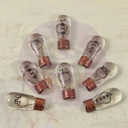 Винтажные лапмочки, полусферы. Junkyard Findings Typo Bulbs  от Prima marketing