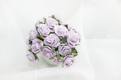 Розы 15 мм, фиолетовые10шт.